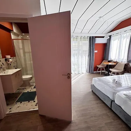 Modern Nr 10 Private Kitchenette And Bathroom アパート