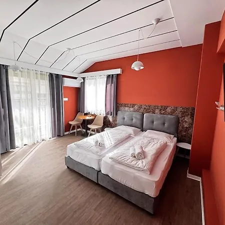 Modern Nr 10 Private Kitchenette And Bathroom リマソール
