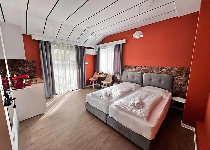 Modern Nr 10 Private Kitchenette And Bathroom