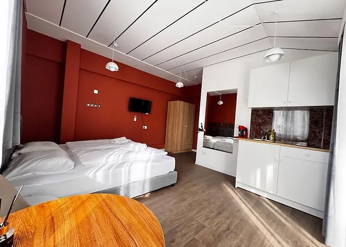 Modern Nr 10 Private Kitchenette And Bathroom Lemesos